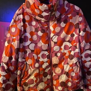 MONCLER COAT SIZE 2 light 💡 wear limited style down turtleneck neck style zip